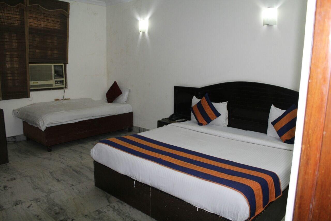 Hotel Singh Continetal Delhi  Exterior foto